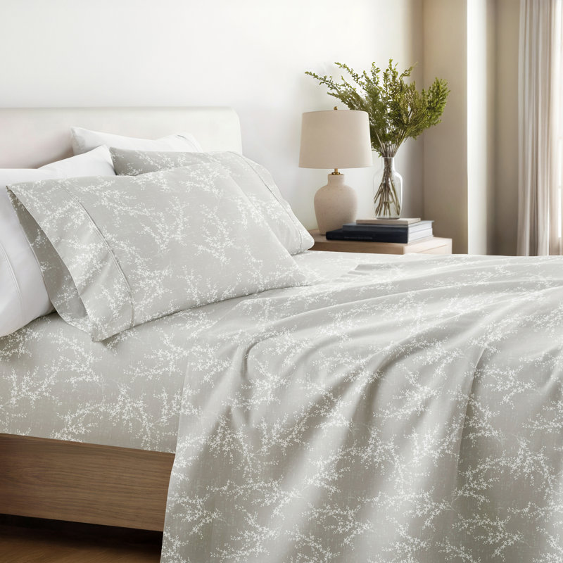 4 Piece Delicate Details Pattern Sheet Set, Twin Sheet Set with 1 Standard Pillowcase, Harbour Mist Floral