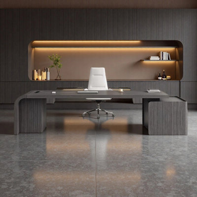 Bureau de luxe haut de gamme et lumineux