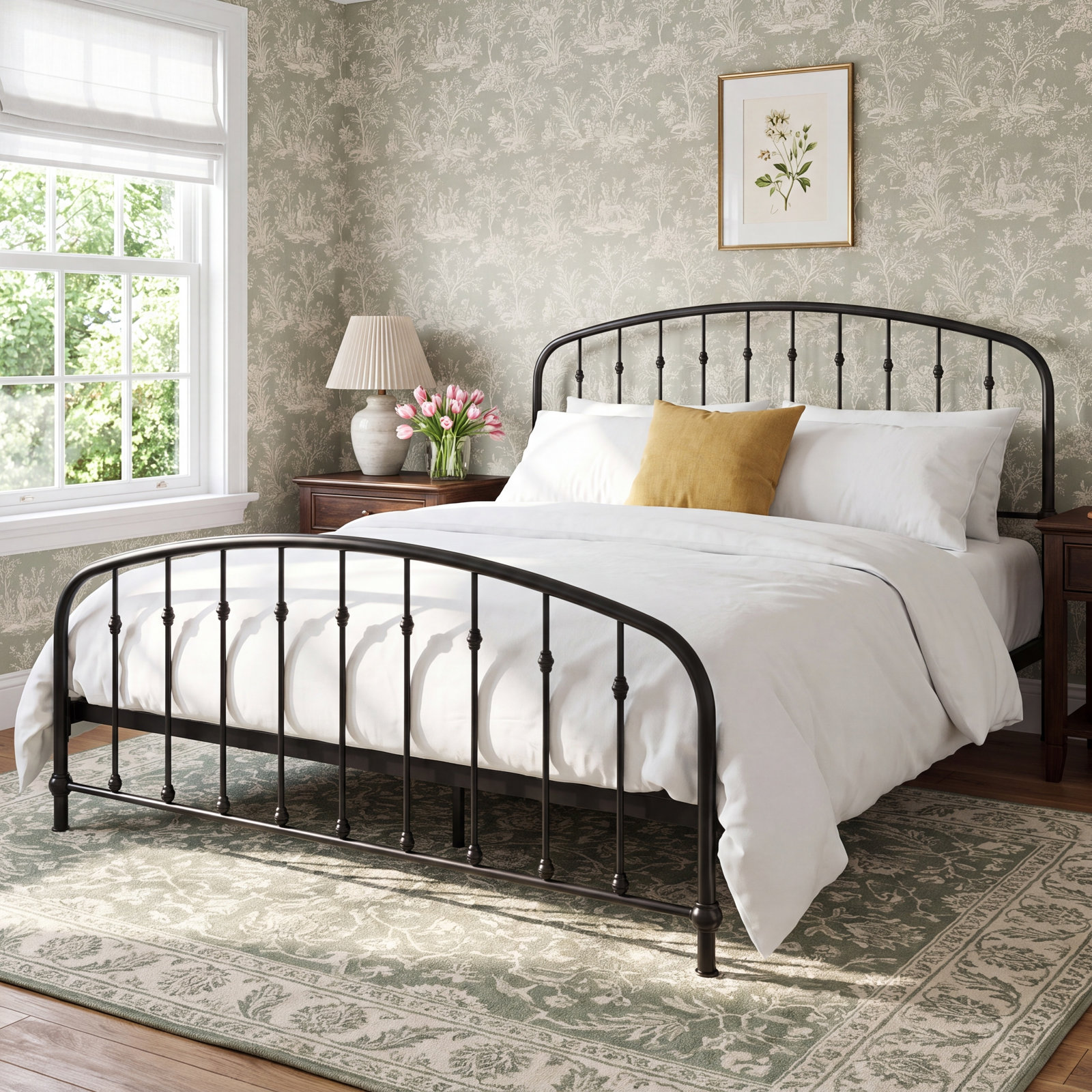 Wadsworth Metal Spindle Bed, Queen, Black