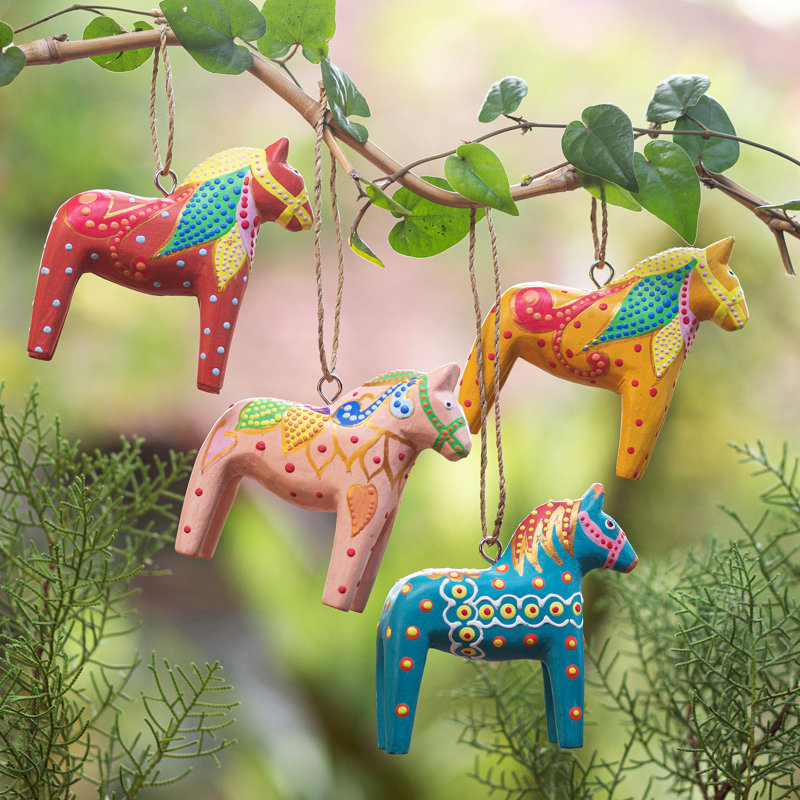 Ensemble de 4 décorations de Noël suspendues