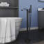 Robinet de baignoire autoportant à poignée simple avec inverseur-108936088