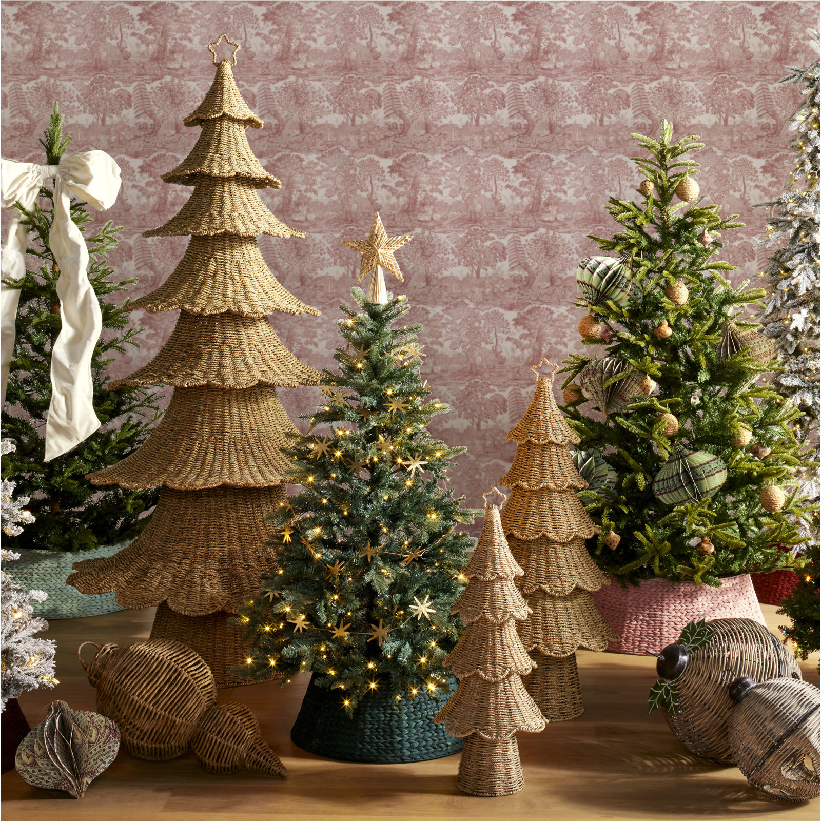 Pre-Lit Fir Christmas Tree, 6.5'