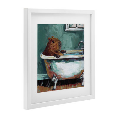 «Capybara in Bubble Bath», reproduction encadrée sous verre, design par Studio Bautista
