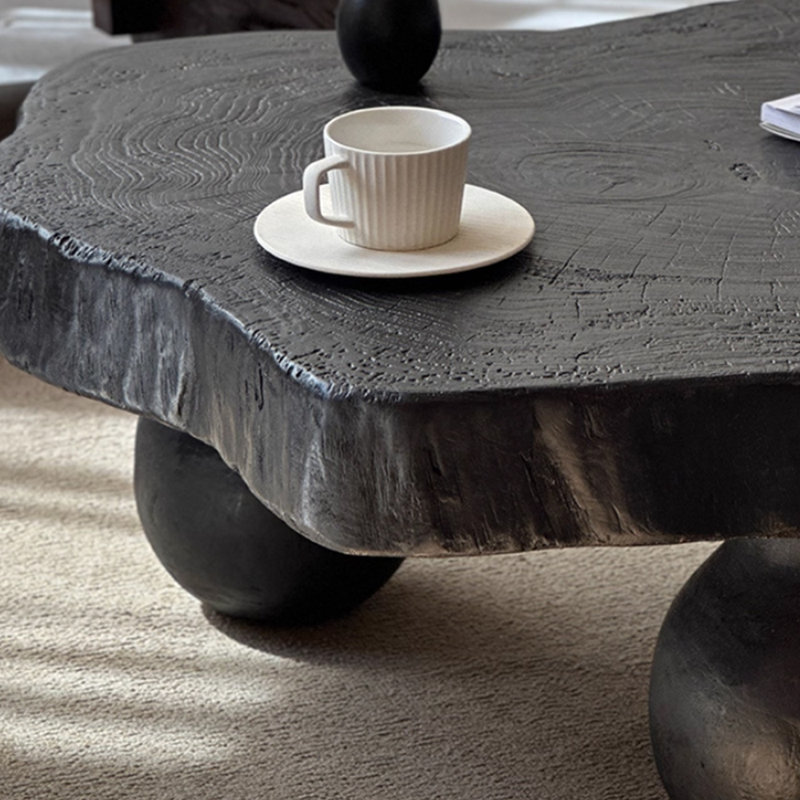 Table basse spécialisée et au design unique