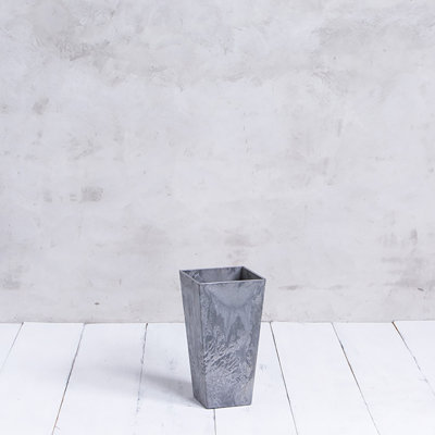 Sewickly Pot Planter