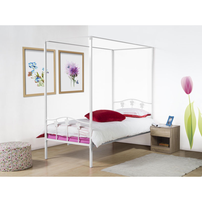 Satrogan Four Poster Bed