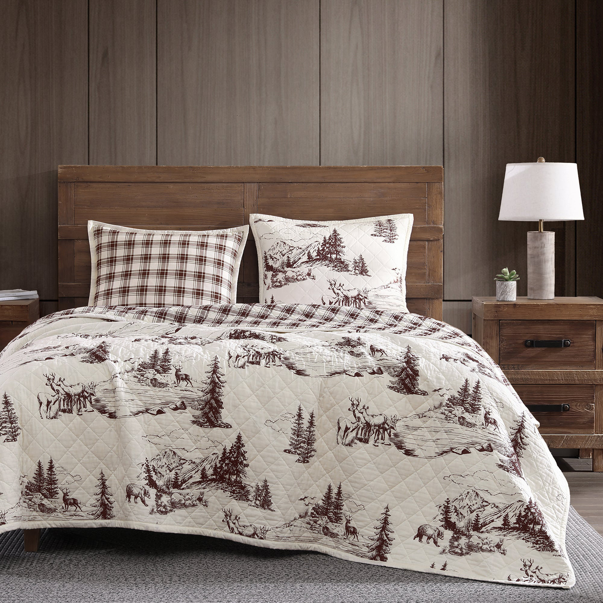 Jacinta White Brown Cotton Bear Deer Woodland Print Modern Rustic Cabin Lodge Quilt Set, King Quilt + 2 King Shams