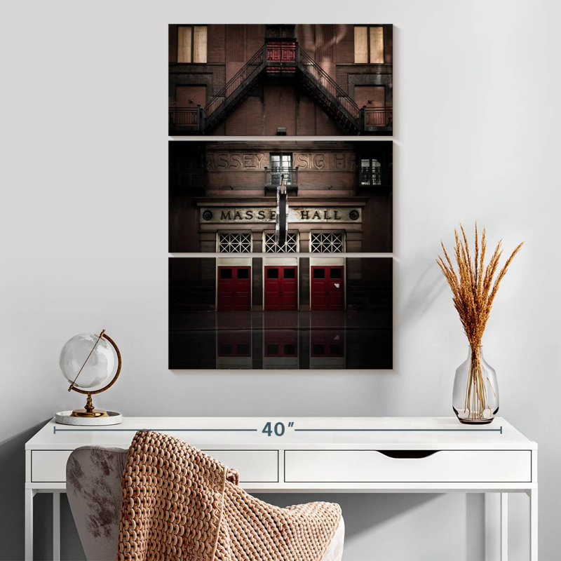 Massey Hall No.1 couleur reflet, H 32 po x l 20 po