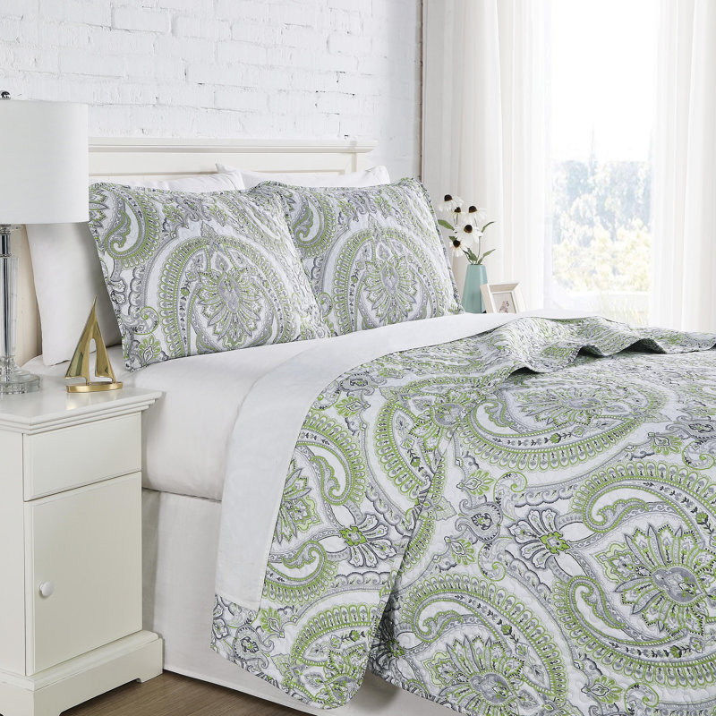 Pure Melody Oversized Light-weight Paisley Quilt Set with matching shams, Twin Quilt + 1 Standard Sham, Green