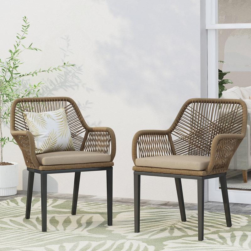 CHAISE RUSSELL