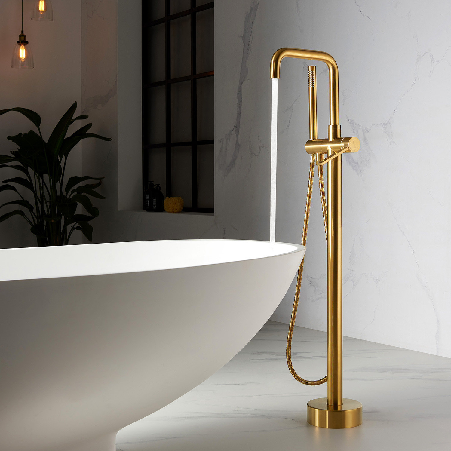Delara Freestanding Tub Filler with Diverter, Brushed Gold
