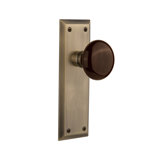 New York Plate with Brown Porcelain Door Knob
