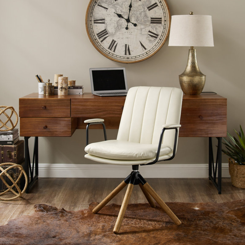 Fauteuil pivotant en similicuir blanc cassé Gracie Mills