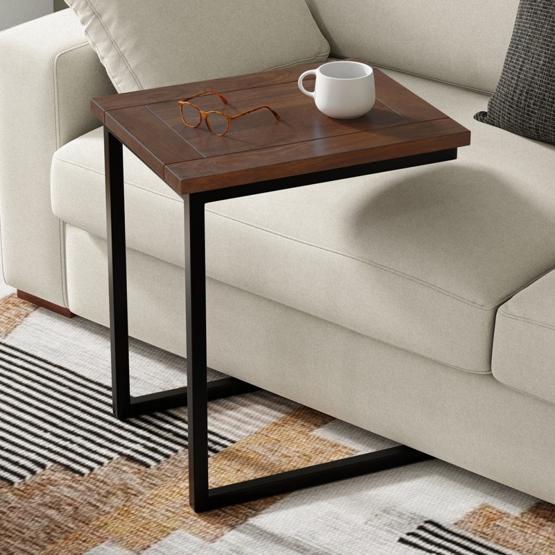 Table d'appoint industrielle en C en bois de manguier massif et en métal 16 po Skyler, Noyer brun, Brun