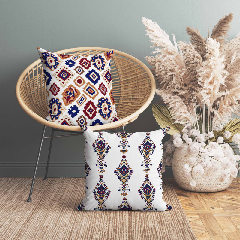 Oreiller imitation daim Ikat Diamond, Carré 16 po, Bleu / Blanc / Orange