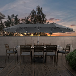 Parasol de patio 15 pi avec base et DEL 15 pi