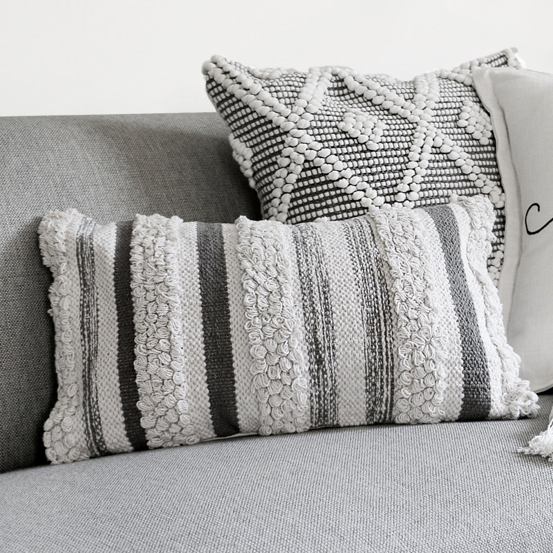 Housse de coussin rectangulaire en coton Reyna, Gris, H 20 po x l 13 po, Housse de coussin seulement - sans coussin