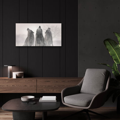 «Three Wolves Of The Mist» par Gordon Semmens, art mural en verre acrylique