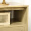 Buffet de style avec portes et nombreuses options de rangement
