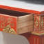 Commode classique rouge