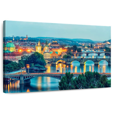 Nicci, la ville de Prague le soir
