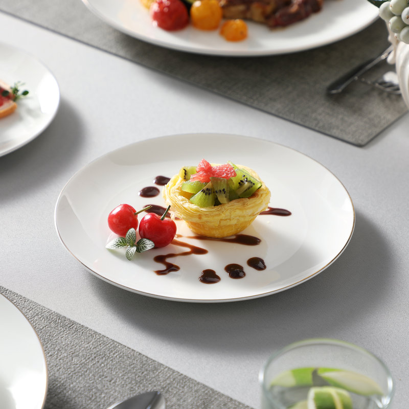 32 Piece Bone China Dinnerware Set, Service for 8