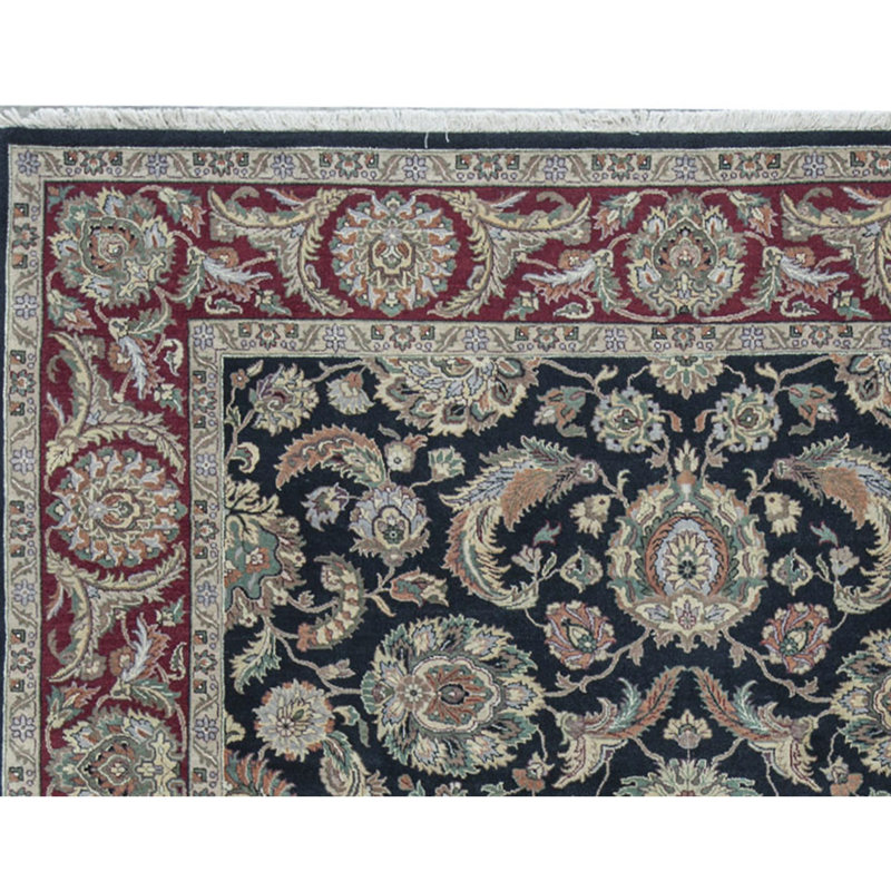 Tapis rouge et noir noué à la main de haute qualité