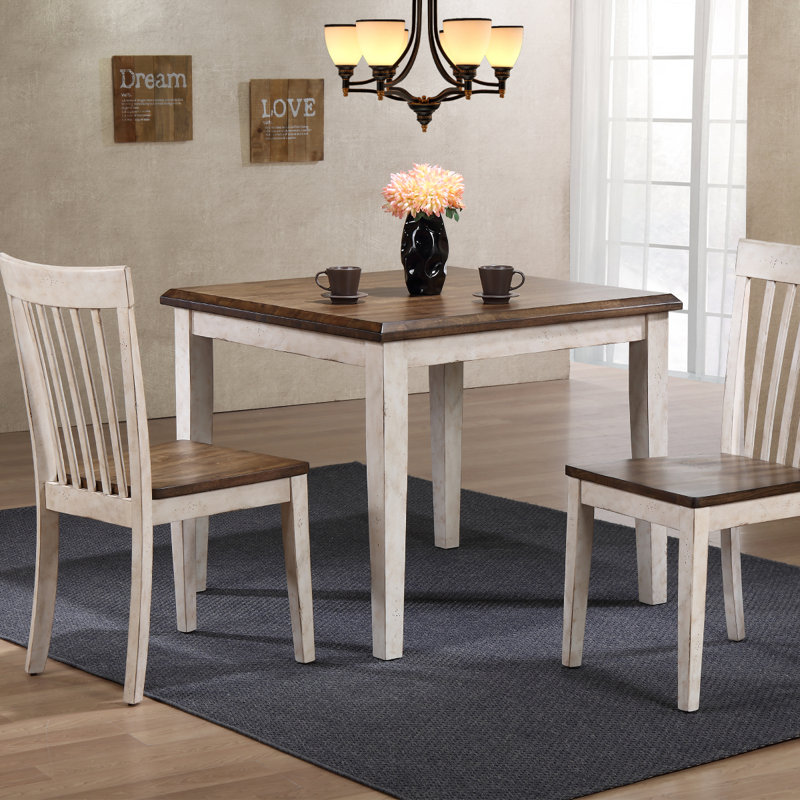 Ensemble de table carrée 36 po et 4 chaises latérales Chyral