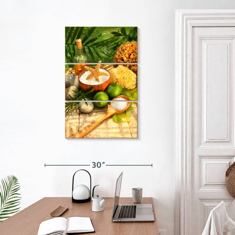 Kerrick Tropical Spa, 32" H x 20" W