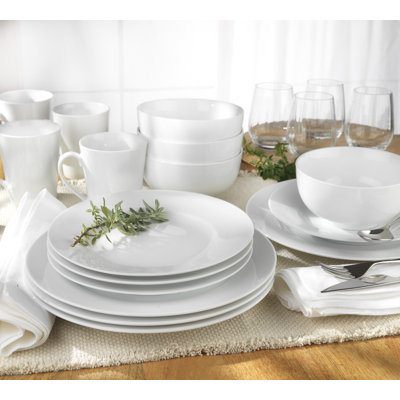 Service de table 16 pièces Claire Classic