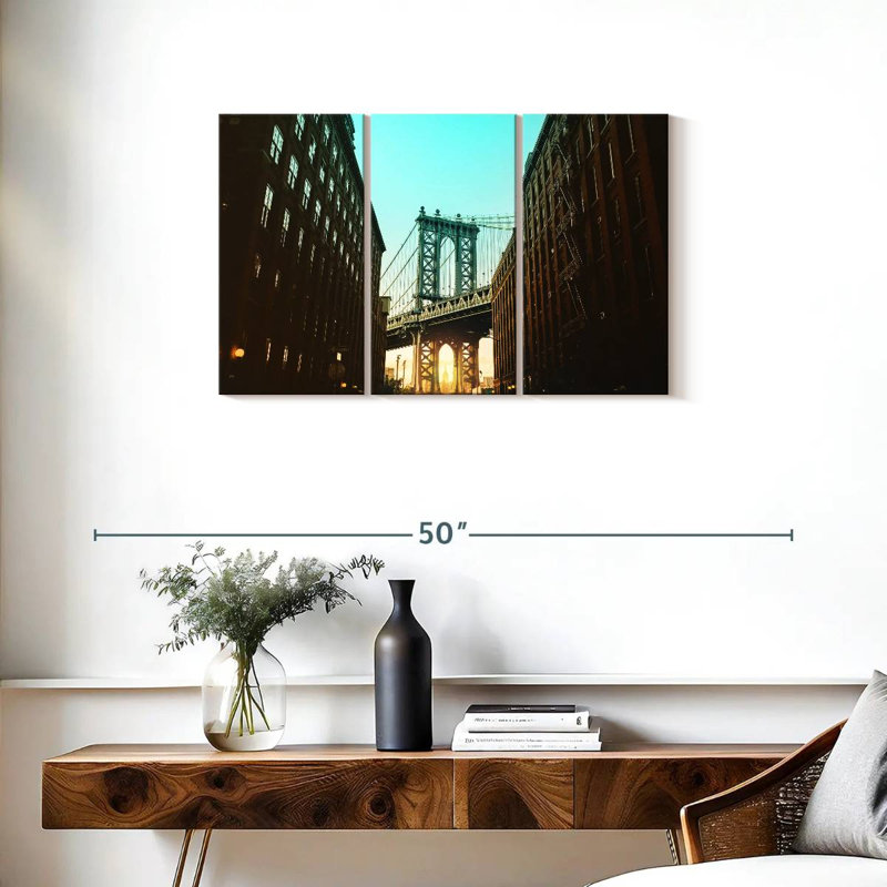Sebbie Dumbo Street View, 20" H x 33" W