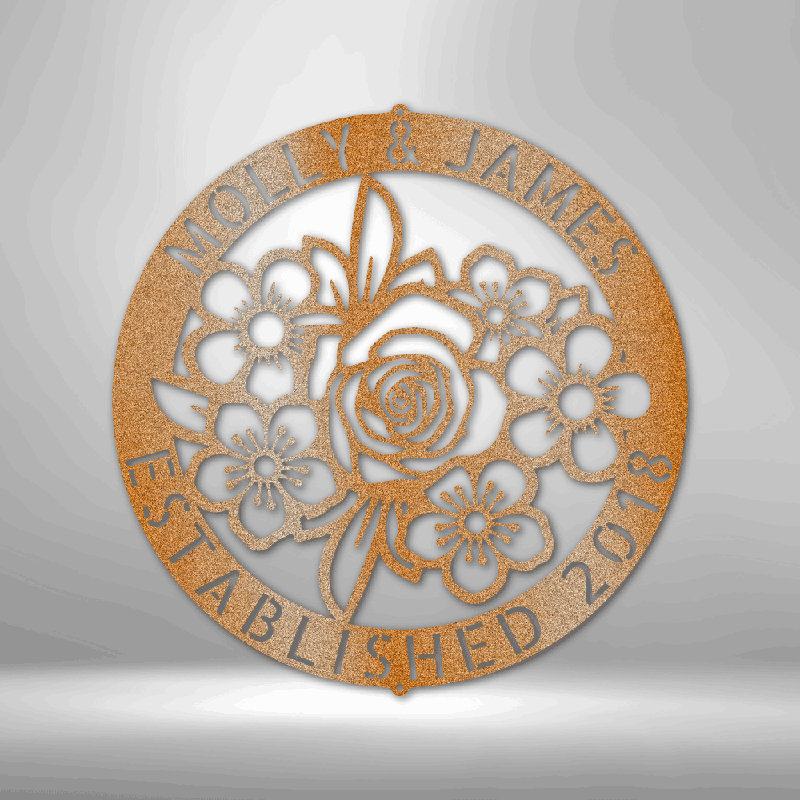 Décoration murale personnalisée en acier avec monogramme d'anneau floral, Cuivre, H 23 po x l 23,5 po x P 0,5 po, Oui