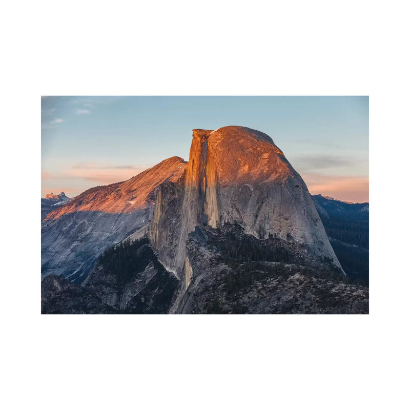 «Half Dome» par Sergio Lanza, reproduction sur toile tendue, H 40 po x l 60 po x 1,5 po
