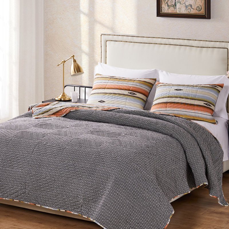 Twin Brown Microfiber Reversible Southwestern Quilt Set