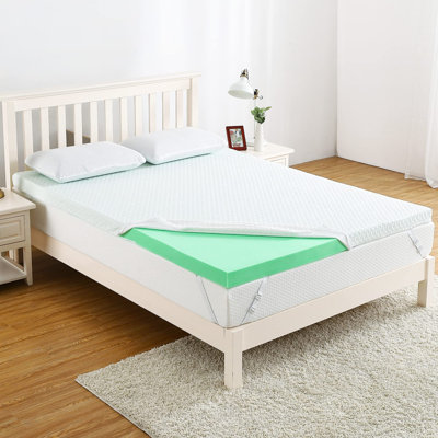 Nesconset 3'' Memory Foam Mattress Topper