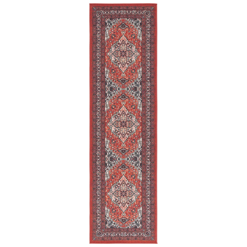 Sanchi 105 Area Rug In Red / Ivory, Tapis de couloir 2 pi 2 po x 8 pi