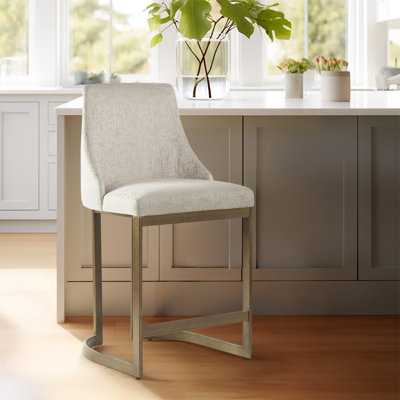 Tabouret de comptoir rembourré H 26 po - base en métal avec ustensiles de cuisine modernes, accoudoirs courbés et dossier arrondi, revêtement en mousse de couleur crème à haute densité, revêtement de sol doré, plancher réglable