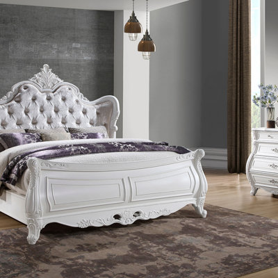 Opulence Modern Style 9-Drawer Dresser with Ornate Carvings and Pearl White Finish for Elegant Storage