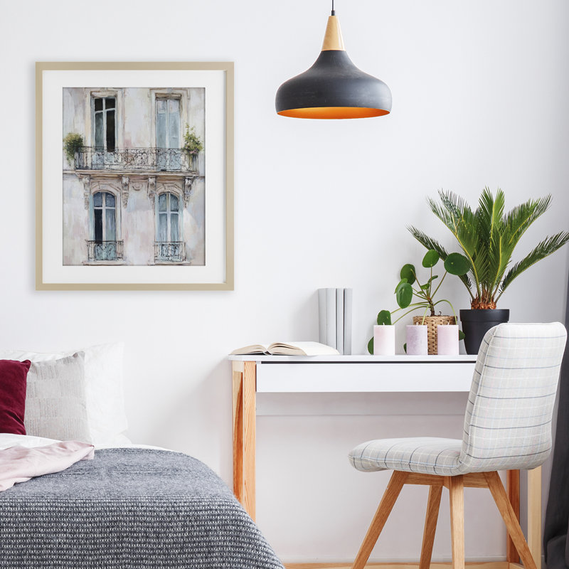  «Windows on City Buildings», impression encadrée sous verre, design par Petal Prints Design, H 21 po x l 17 po