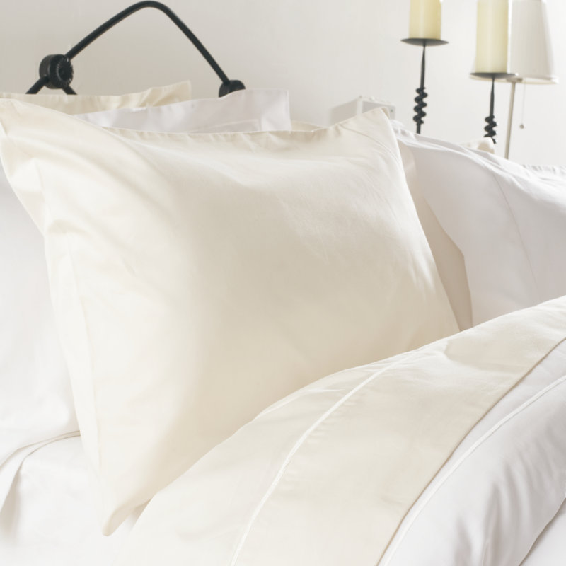 Plain Dye 400 TC Egyptian-Quality Cotton Oxford Pillowcase, Ivory, 91cm H x 51cm W