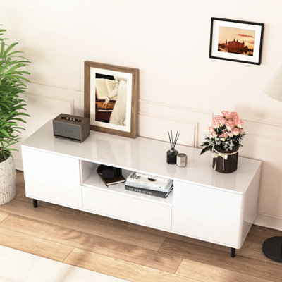 Modern Modern Pouces Matériau. Gardez votre espace organisé. Facile à nettoyer