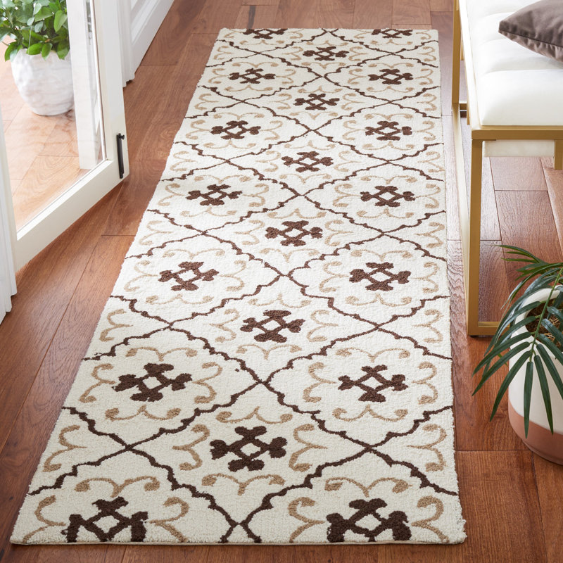 Tapis géométrique performance crocheté à la main Rodrigue, Tapis de couloir 2 pi 3 po x 8 pi