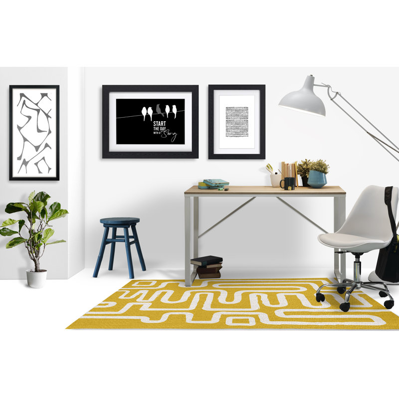 Tapis de chaise rectangulaire à poils courts Chikka, H 48 po x l 72 po, Jaune / beige