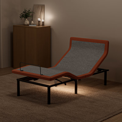 Structure de lit réglable avec inclinaison de l'oreiller, massage, télécommande sans fil, contrôle de l'application, éclairage sous le lit, ports USB et de type C des deux côtés