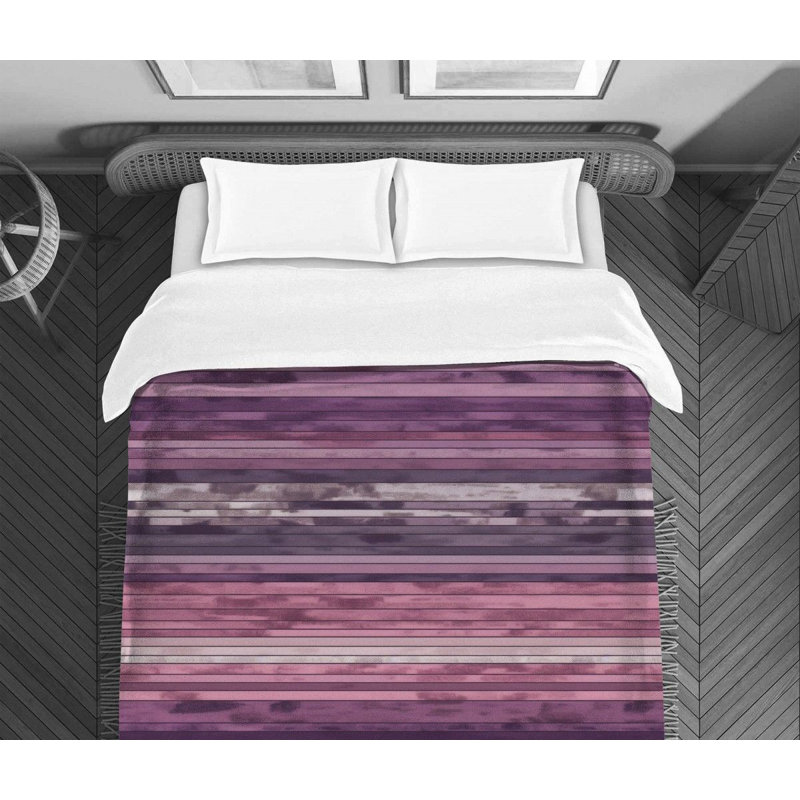 Horizontal Stripe Comforter
