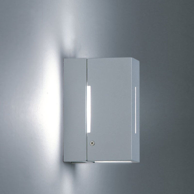 Bloc Vertical 1-Light Flush Mount