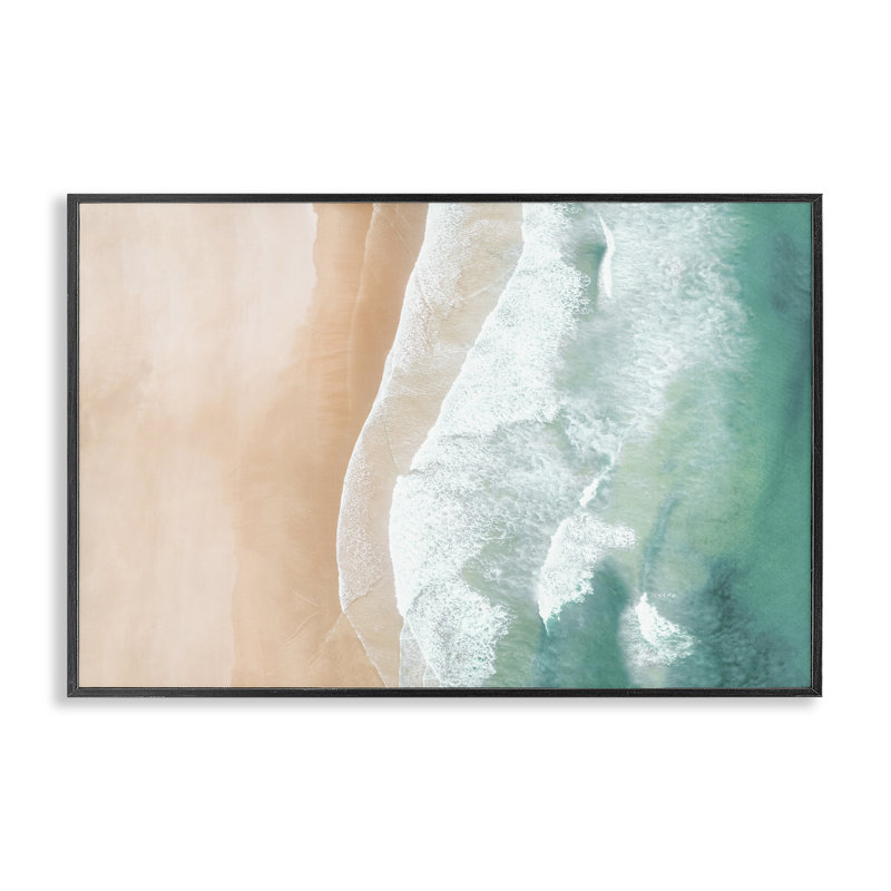 Vue aérienne des vagues de la mer, estampe numérique de Sissi et Seb, Giclée encadrée noir minuit, H 20 po x l 30 po