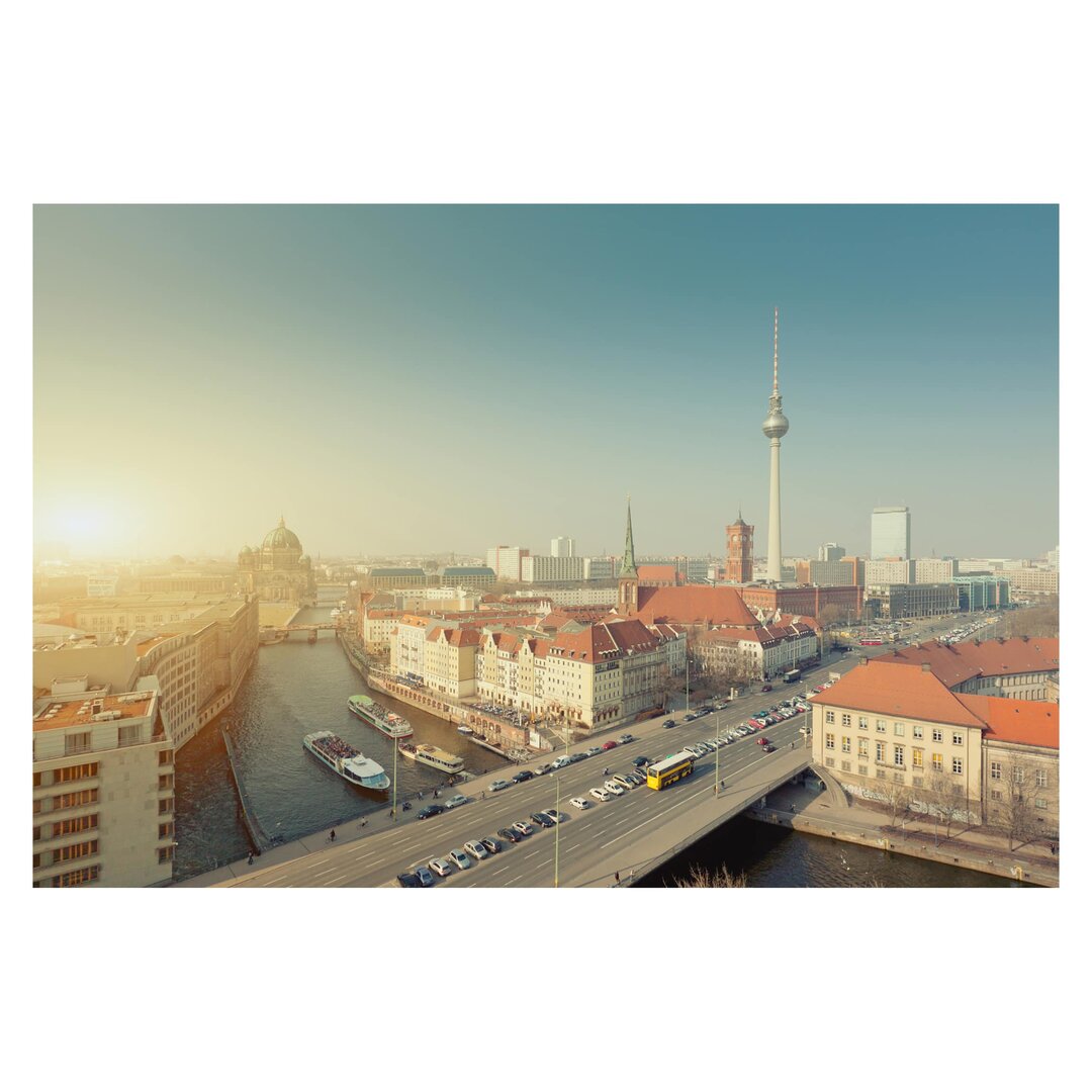 Matt Fototapete Berlin am Morgen 1,9 m x 288 cm