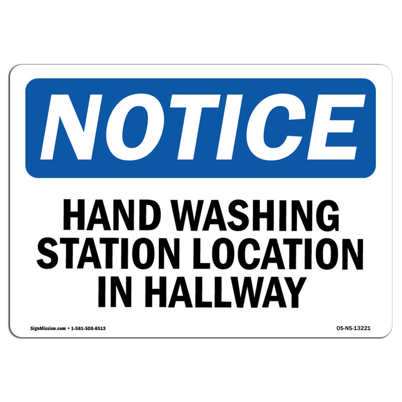 Station de lavage des mains située dans le couloir