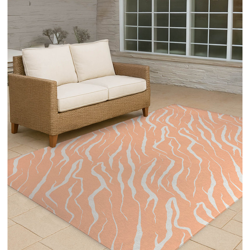 Lush Cracks Non-Slip Outdoor Rug, Rectangle 5' x 7'